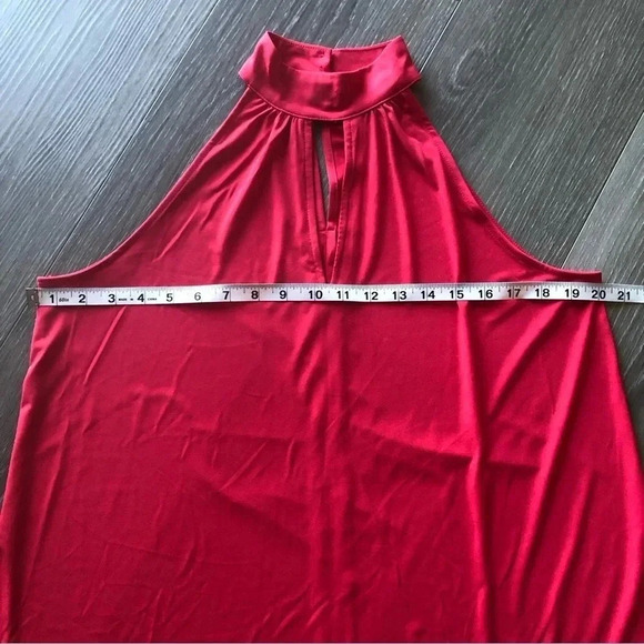 THE LIMITED Women's Solid Red Halter Top Size Medium - Picture 5 of 10